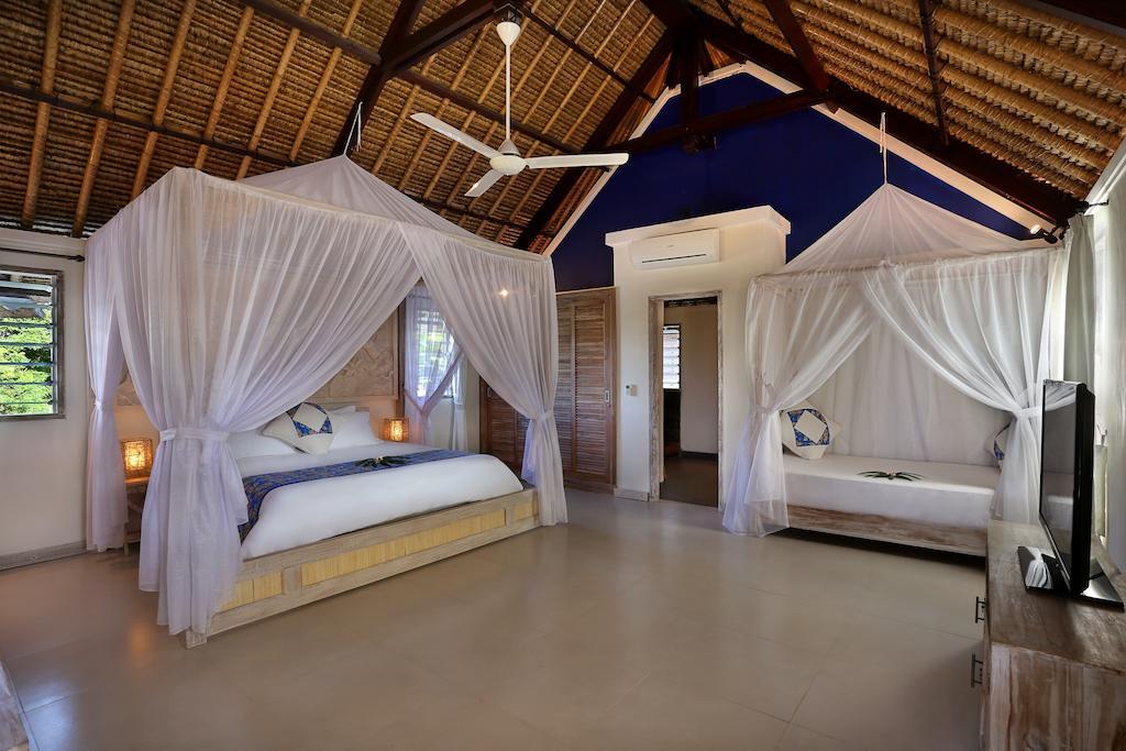 Villa Bukit Nusa Lembongan Habitación foto
